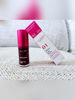 NWT CLARINS PARIS Long-Wearing Water Lip Stain 04 Violet Water - Bright Magenta